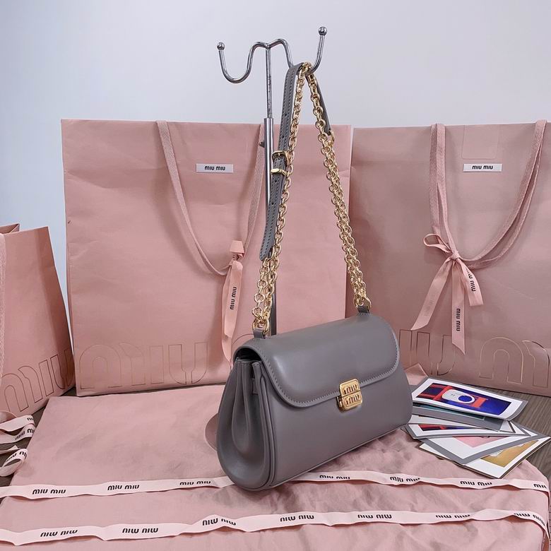 5BD266 24X13.5X9cm SF 2色 10