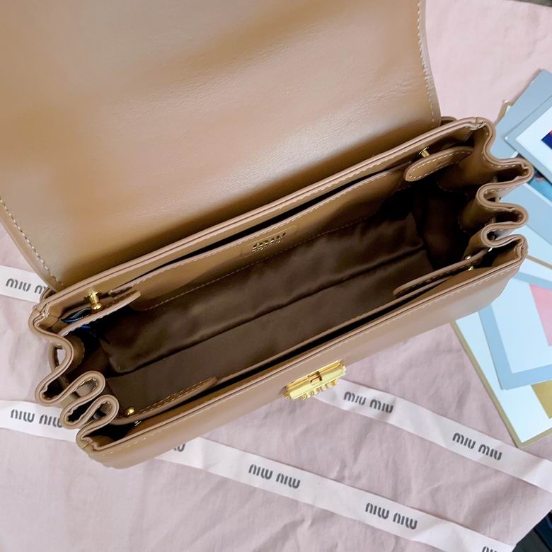 5BD266 24X13.5X9cm SF 2色 8