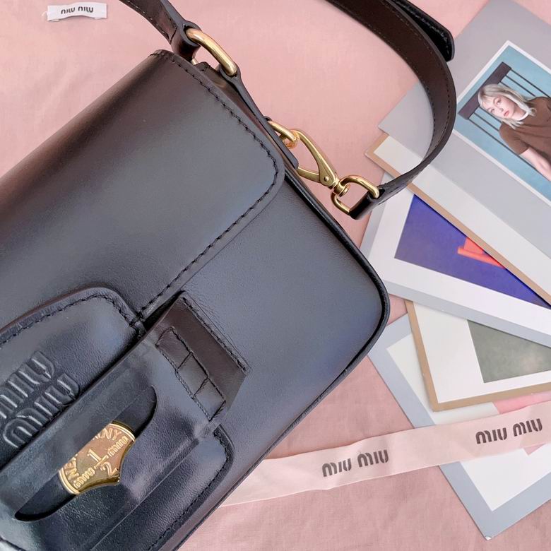 5BD270 23X13.5X5cm SF 3色 23