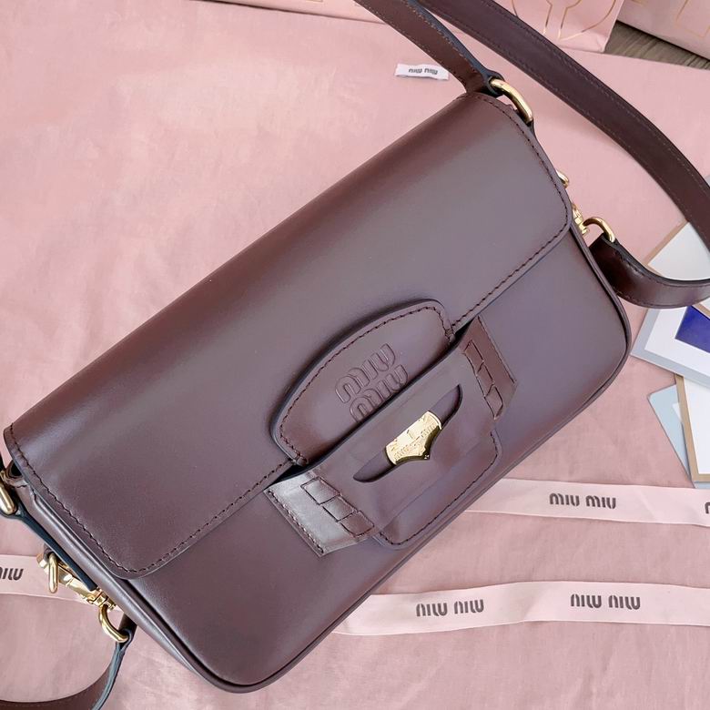 5BD270 23X13.5X5cm SF 3色 4