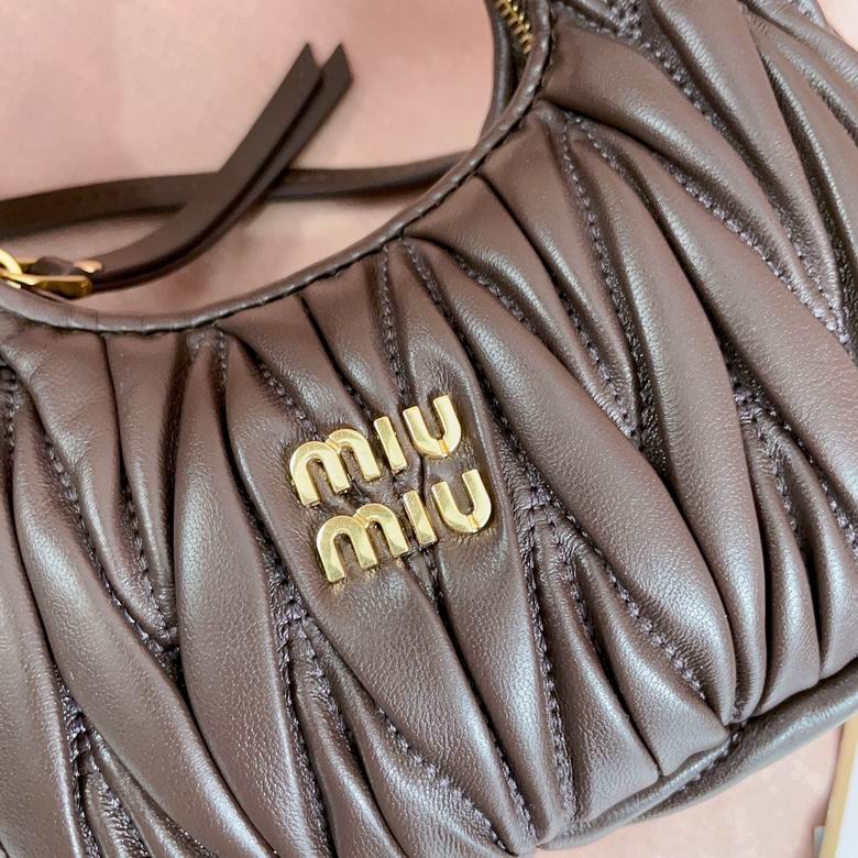 5BP078 18X10X6cm SF 5