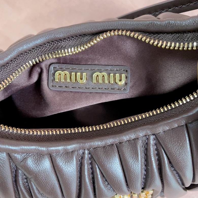 5BP078 18X10X6cm SF 7