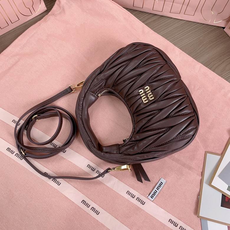 5BP078 18X10X6cm SF 8