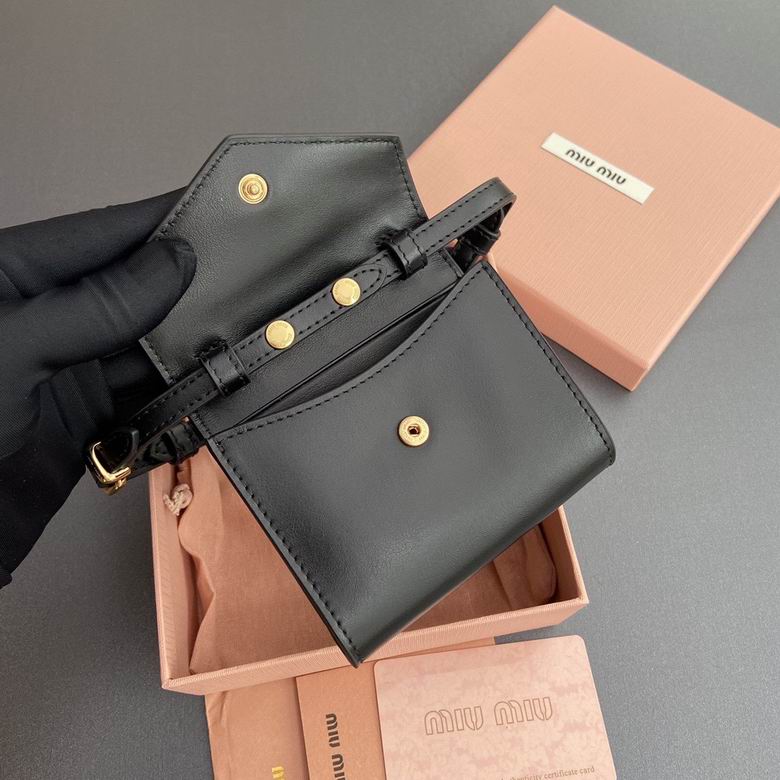 5mt024 10.5X8.5X2cm DN 2色 15