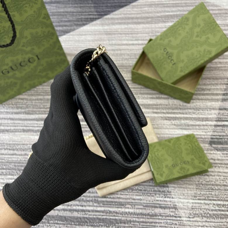 652681 19X10X3.5cm MP 3色 12