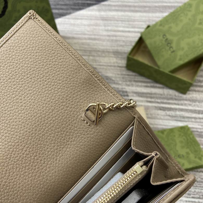 652681 19X10X3.5cm MP 3色 27