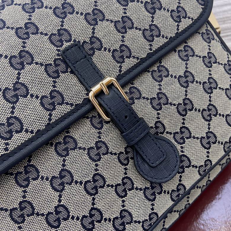 793823 25X29X10cm MP 8