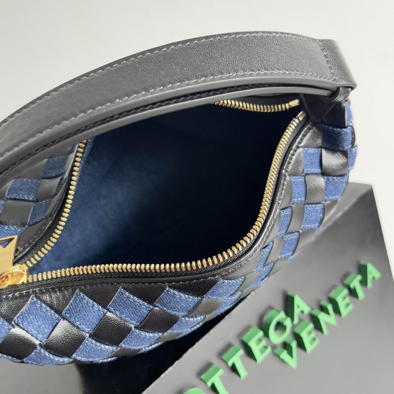 796393 22X13X9cm YG 8