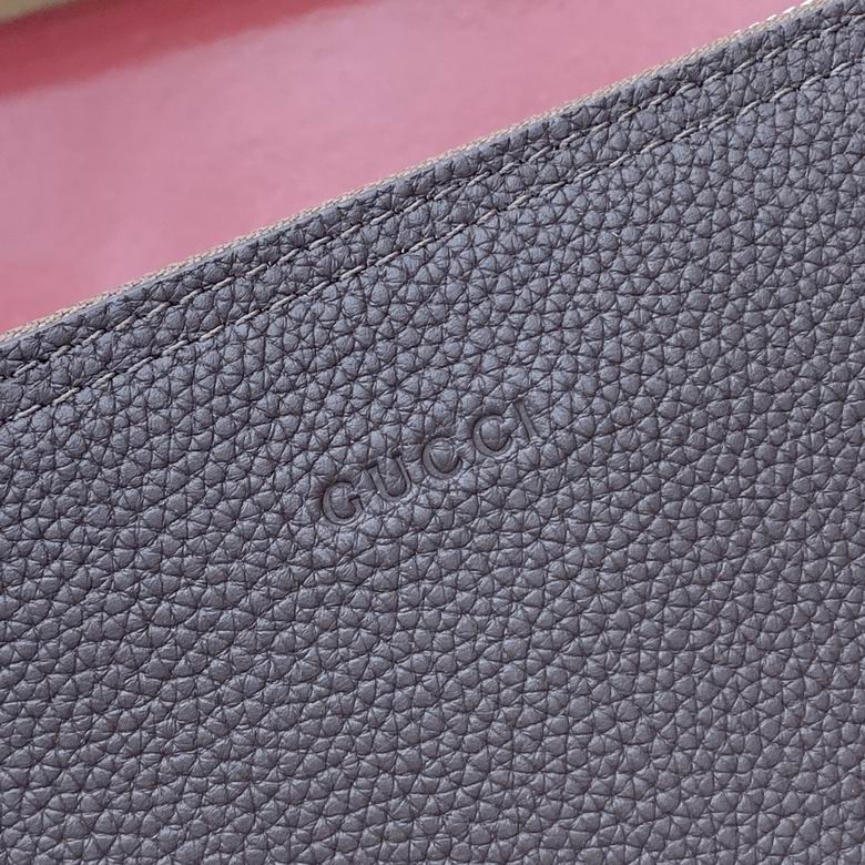 801887 40X31X3cm MP 4