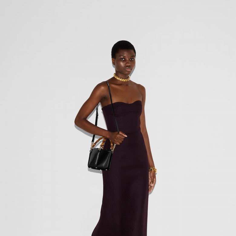 805832 16X14X11.5cm MP 2色 16