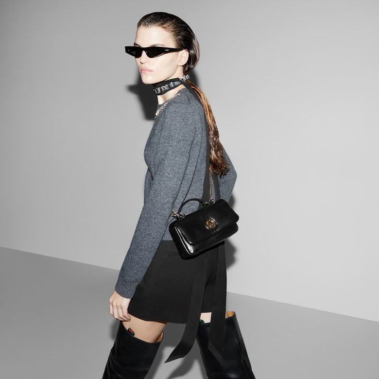 806017 21X12.5X4.6cm MP 5色 14