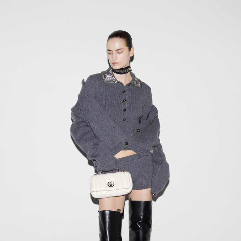 806017 21X12.5X4.6cm MP 5色 26