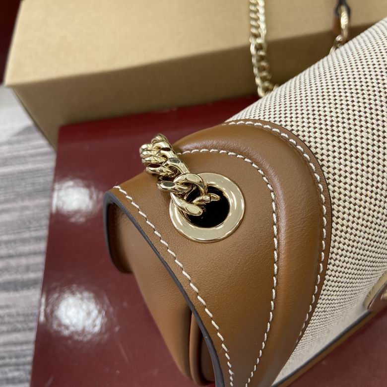 815711 21.5X11X8cm MP 4色 38