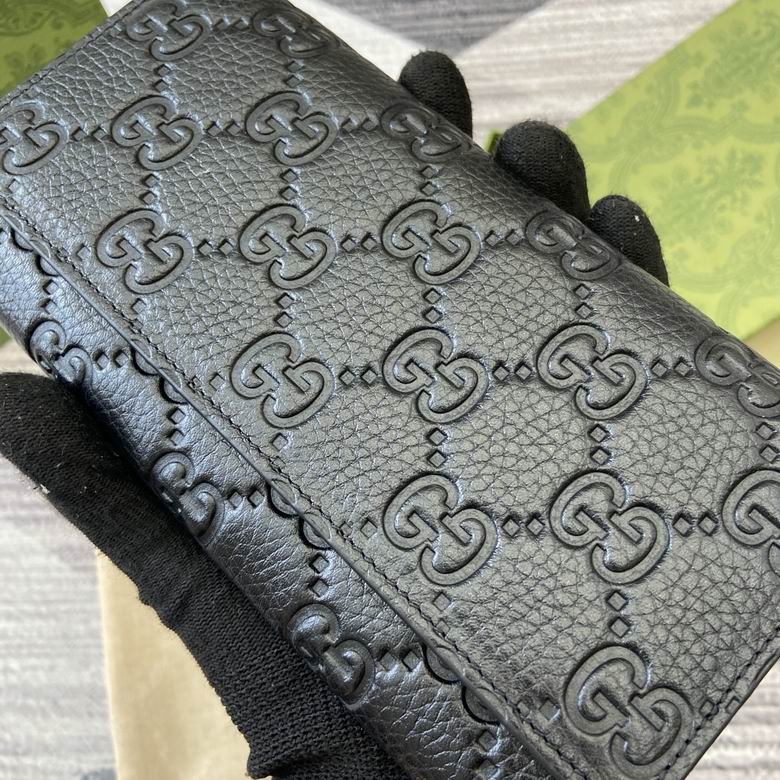 815922 19X10X2.5cm MP 5