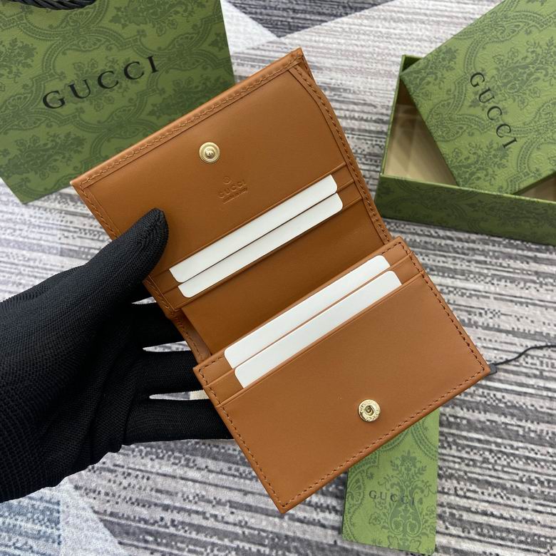 820692 11X8.5X3cm MP 9