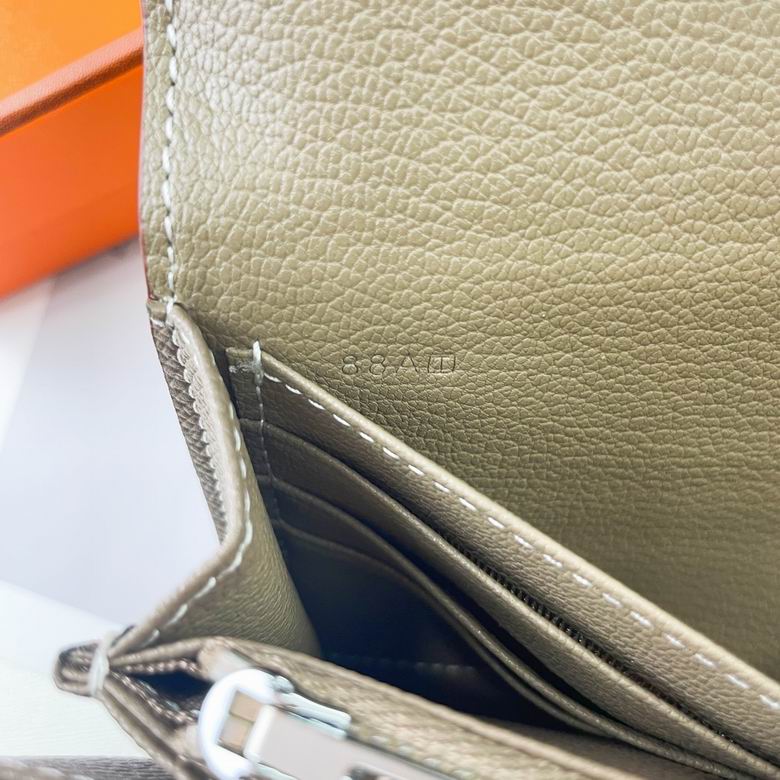 951 20.8X12.4X2.7cm ZC 8色 70