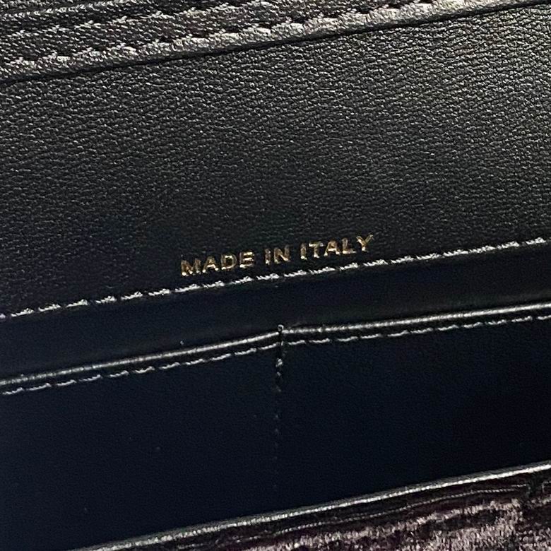 AP4159 13X23X5cm BL 8