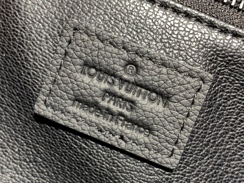 Dopp Kit M59478 28x15x16 5cm gf1_7