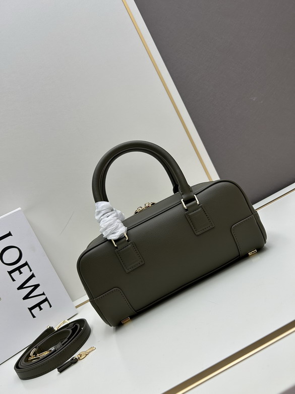 Loewe S062417 23x10x11cm jj1_3