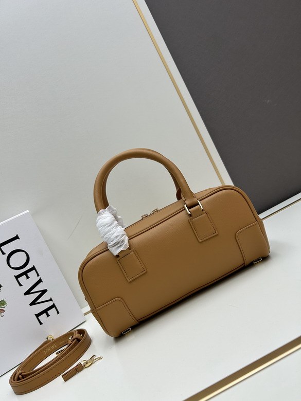 Loewe S062417 23x10x11cm jj2_3