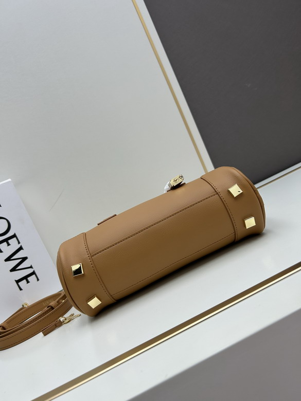 Loewe S062417 23x10x11cm jj2_5