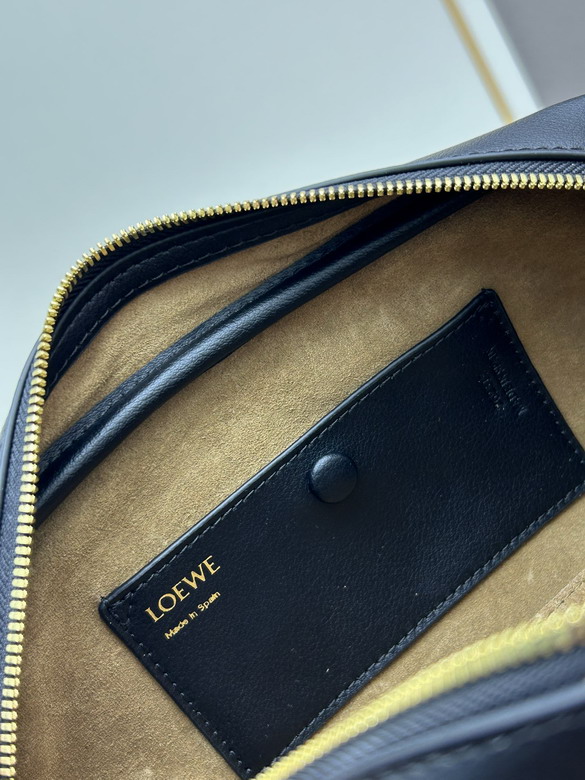 Loewe S062417 23x10x11cm jj_9