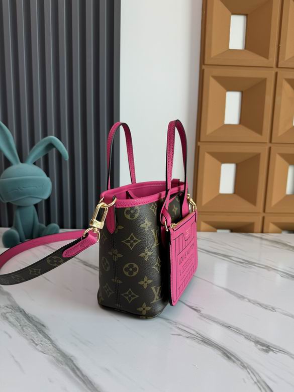 M12106 14X9X24cm WP 2