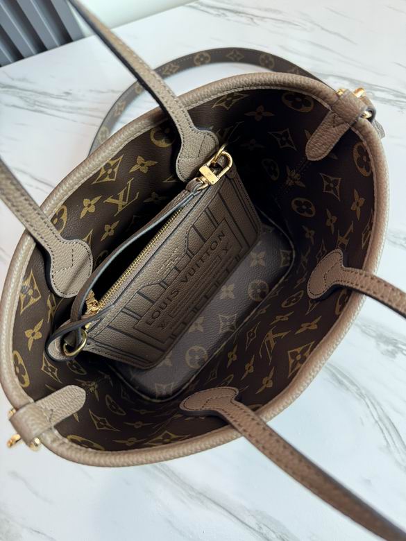 M12109 14X9X24cm WP 5