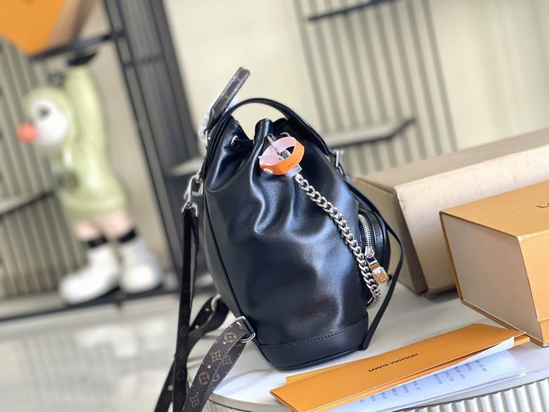 M12587 30X28X18cm WP 2