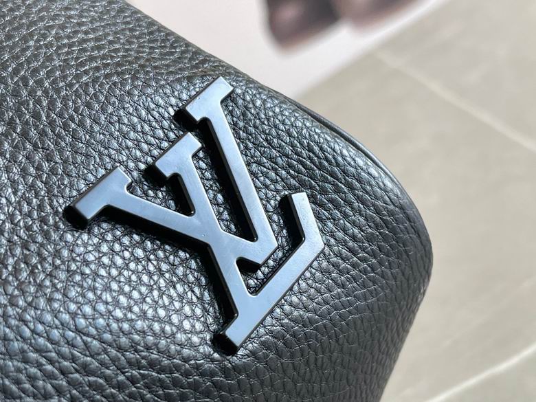 M21420 50X29X23cm WP 7