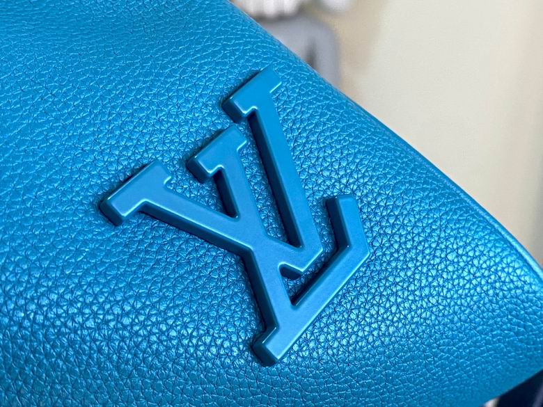 M23727 50X29X23cm WP 4