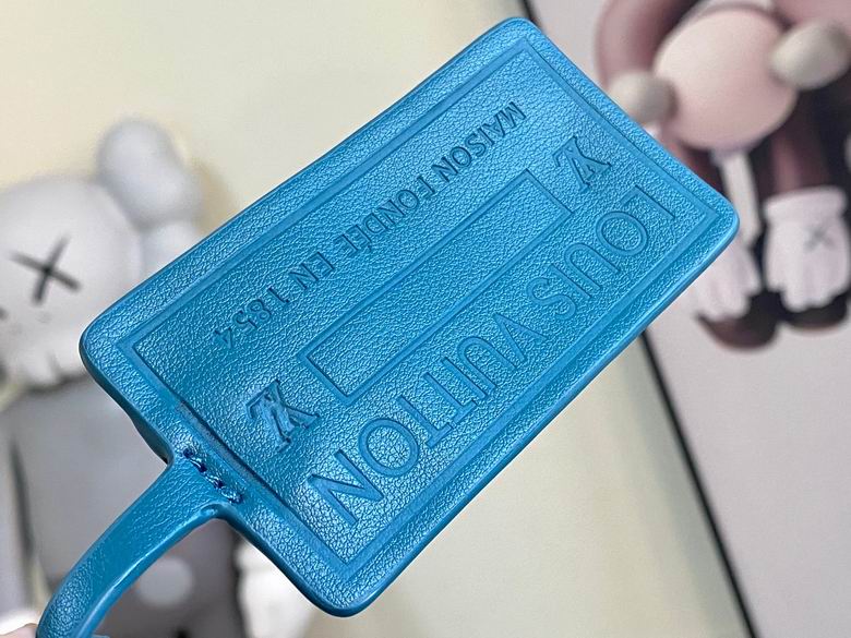 M23727 50X29X23cm WP 7