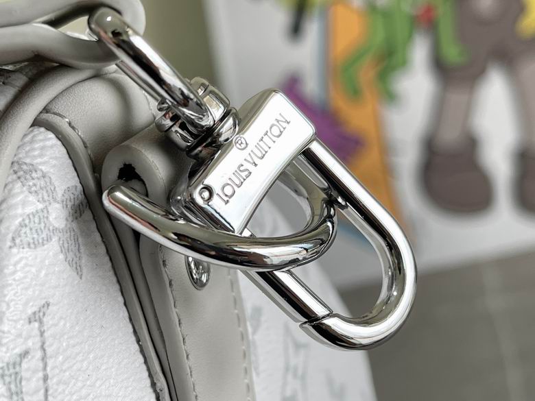 M44642 50X29X23cm WP 2色 15