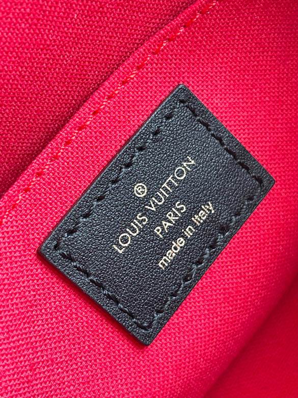 M46839 27X18X3cm YG 8