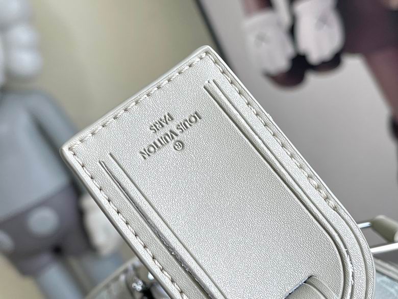 M47211 45X27X20cm WP 8