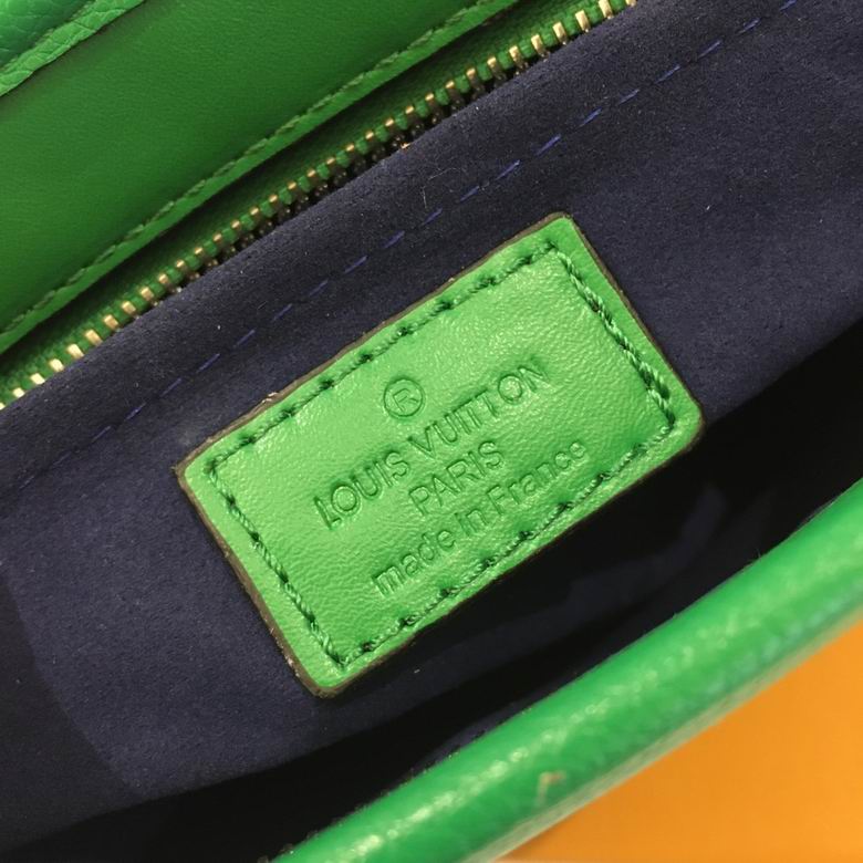 M81375 30X22X5cm XMY 6