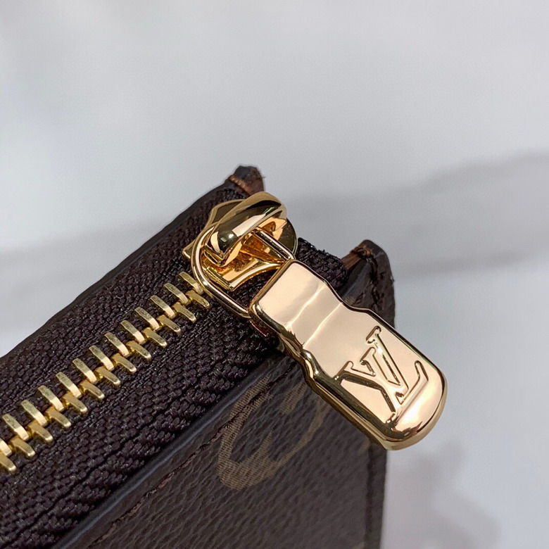 M83476 11x8 5x1 5cm gf4_8