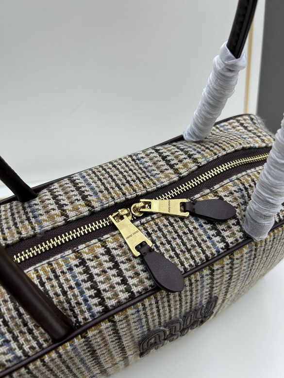 Miu 09806 35x12x22cm jj1_7