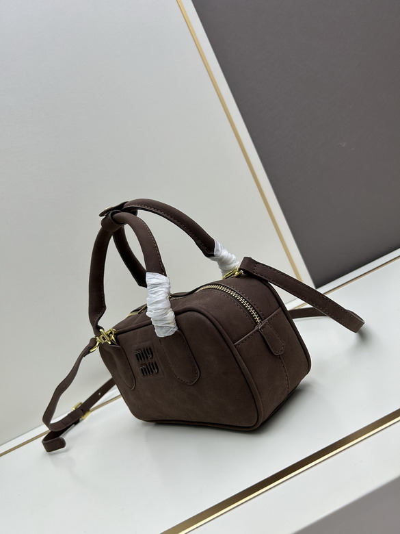 Miu 3527 23 5x11 5x8cm jj_2