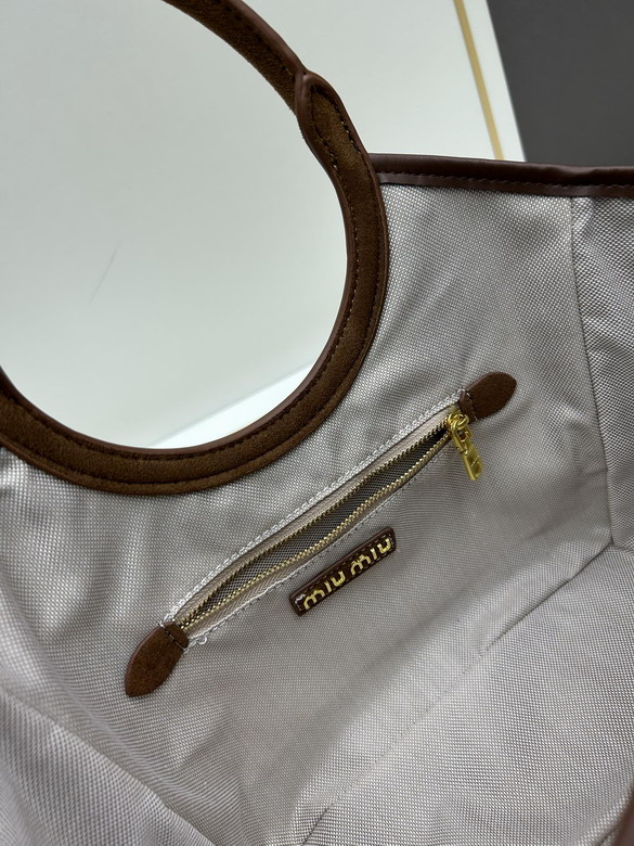 Miu 8818 28x28x13cm jj_8