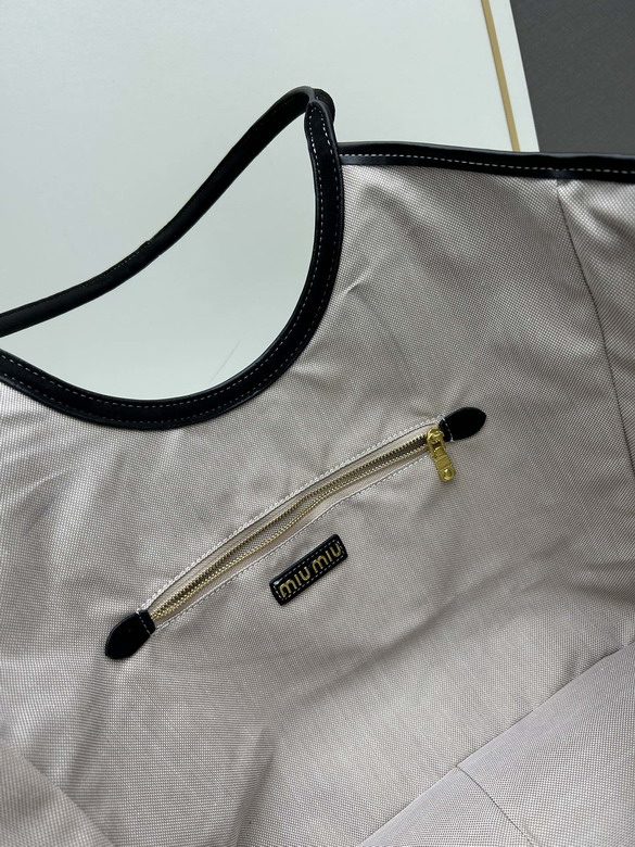 Miu 8818 38x30x16cm jj1_8