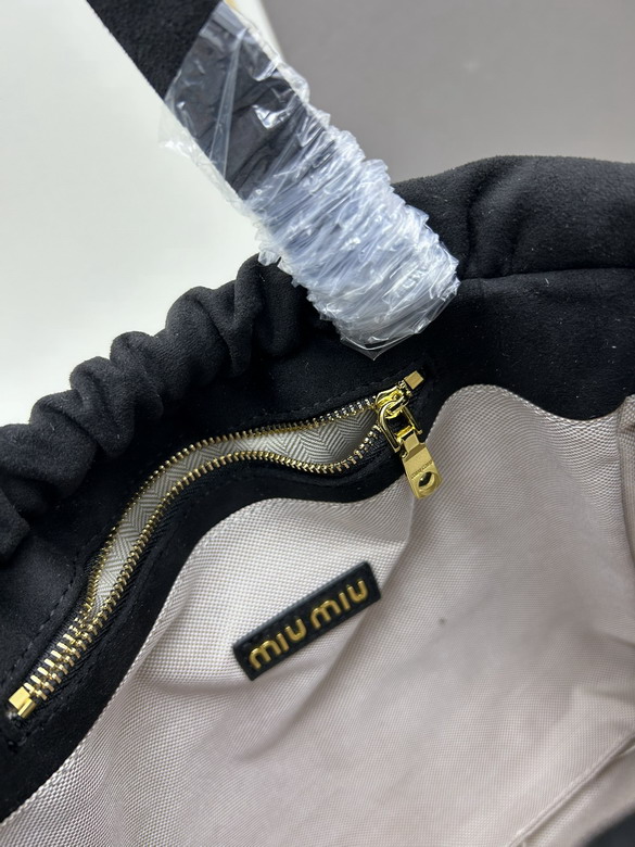 Miu 8822 27x27cm jj1_8