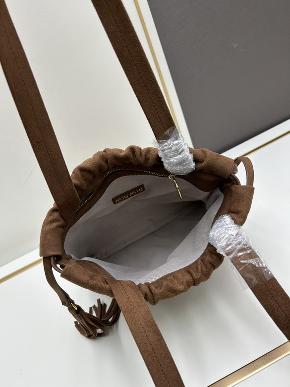 Miu 8822 27x27cm jj_7