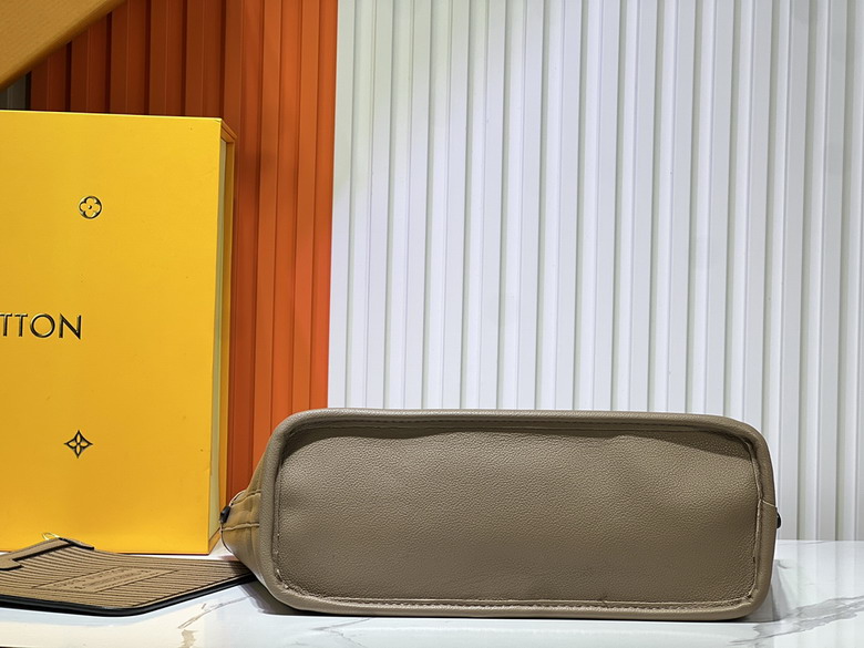 Neverfull M40995 31x28x14cm ss_8