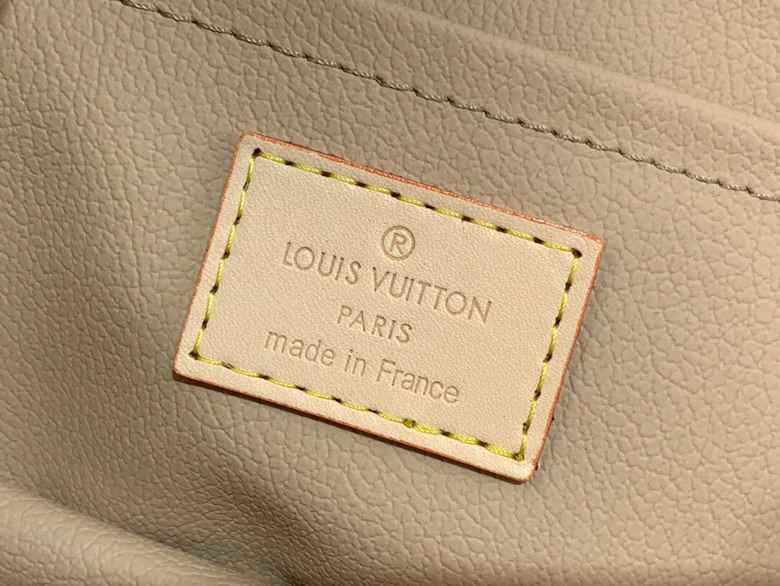 Nine M44495 20x13 5x12cm gf_9