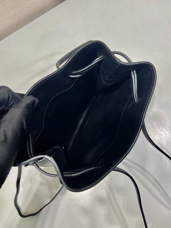 Prada 1BH221 17x20cm AP_10