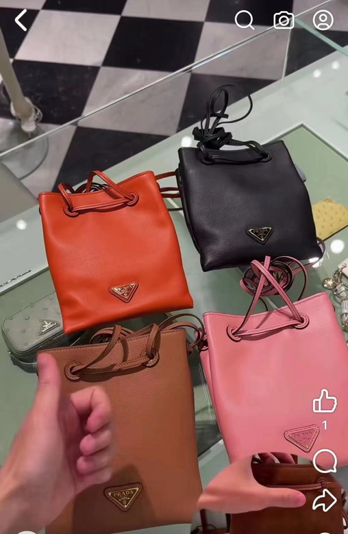 Prada 1BH221 17x20cm AP_1