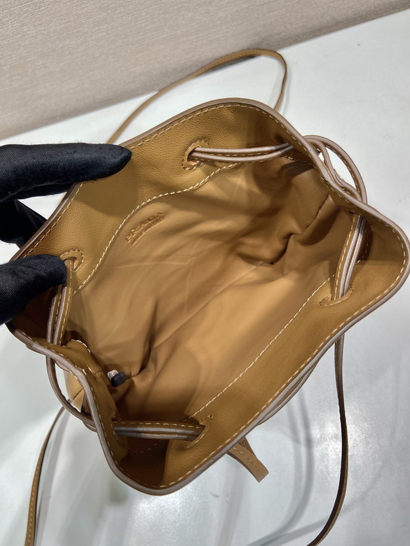 Prada 1BH221 17x20cm AP2_8