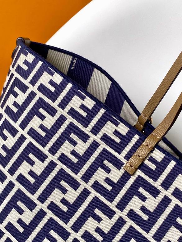 Roll 358 35X19.5X32cm SF 2色 15