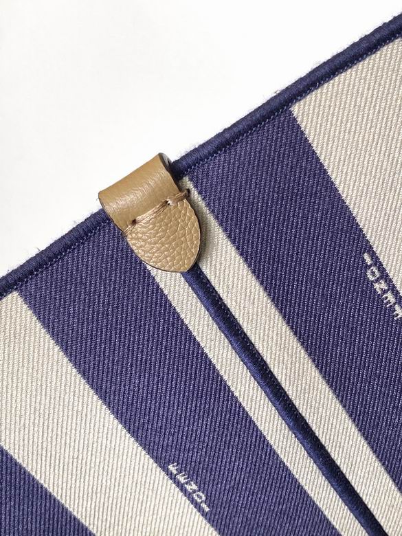 Roll 358 35X19.5X32cm SF 2色 16